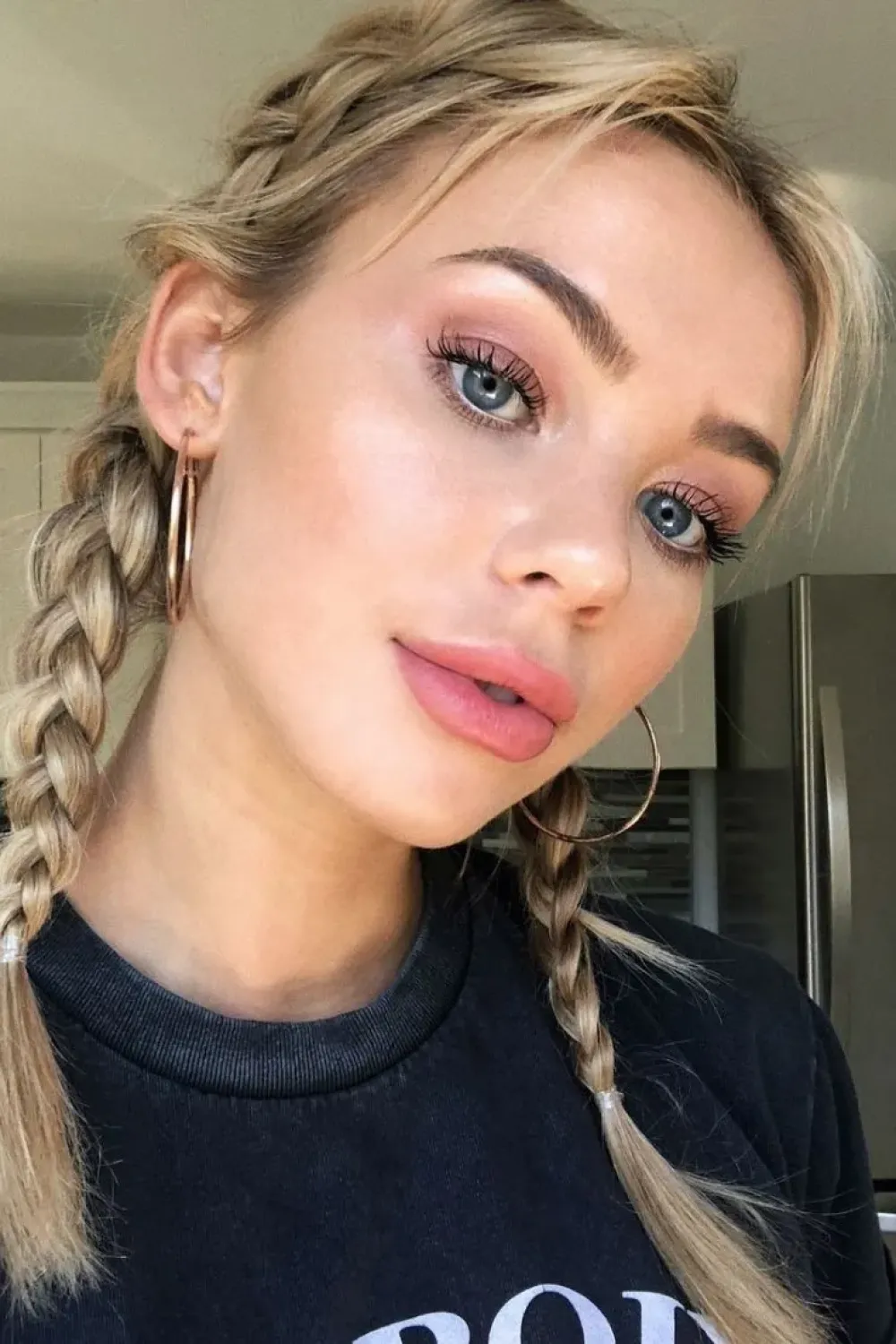 Oana, Kaukasisch