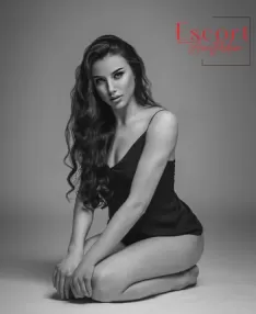 Davina, Caucasien