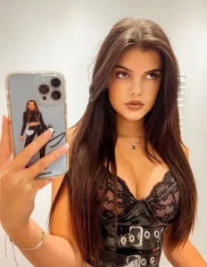 Mariell, Caucasiano