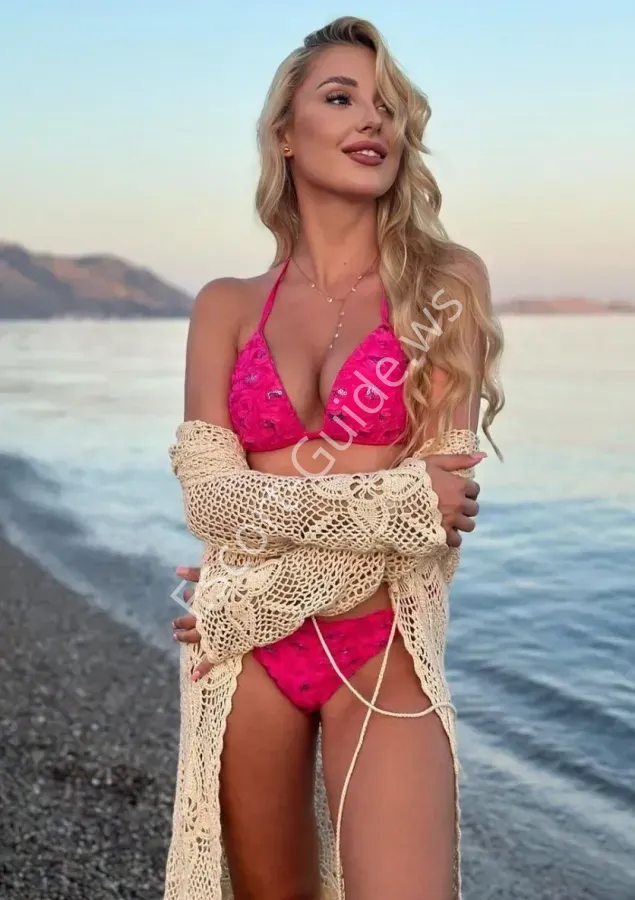 Leilani, Caucasian