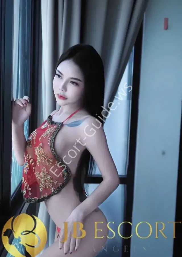 Jolie, Asiatico