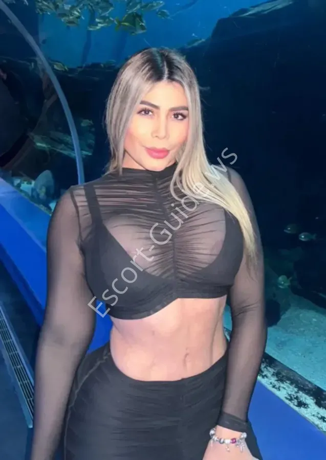 Tiffani, Caucasian