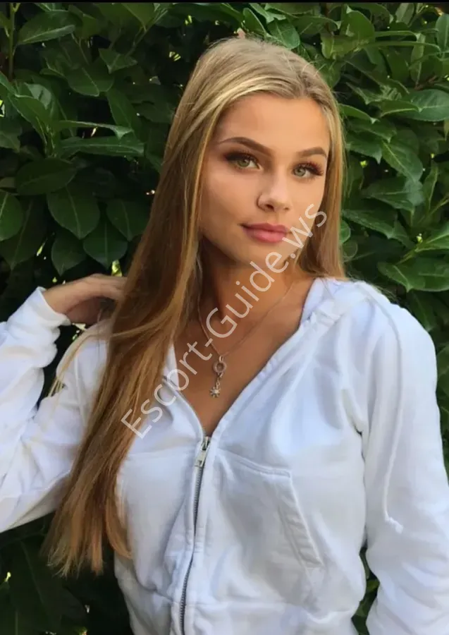 Tamsin, Caucasian