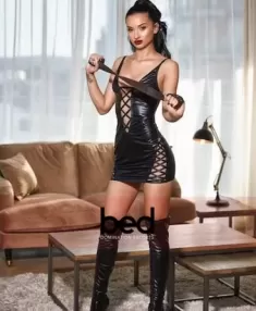 Mistress Emily, Caucasico