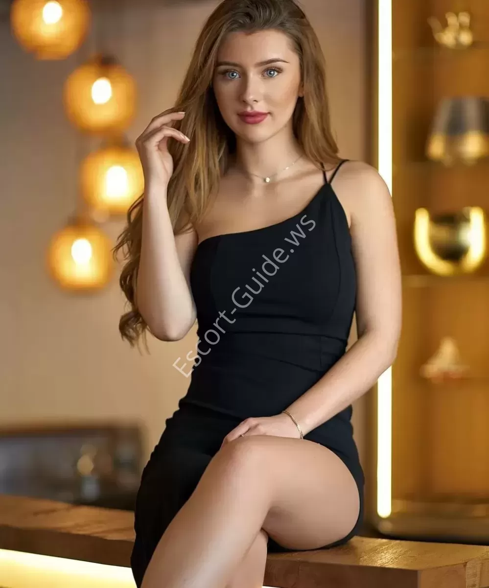 Kristel, Caucasian