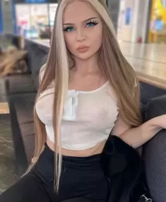 Wakeema, Caucasian