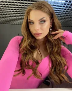 Caeta, Caucasian